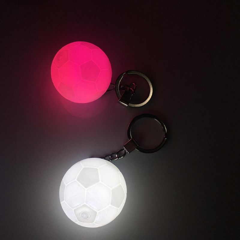 Prijenosna Nogometna Svjetiljka 3d Ispis Privjesak Za Ključeve Šarena Led Noćna Kreativna Dekoracija Torbe Na Baterije
