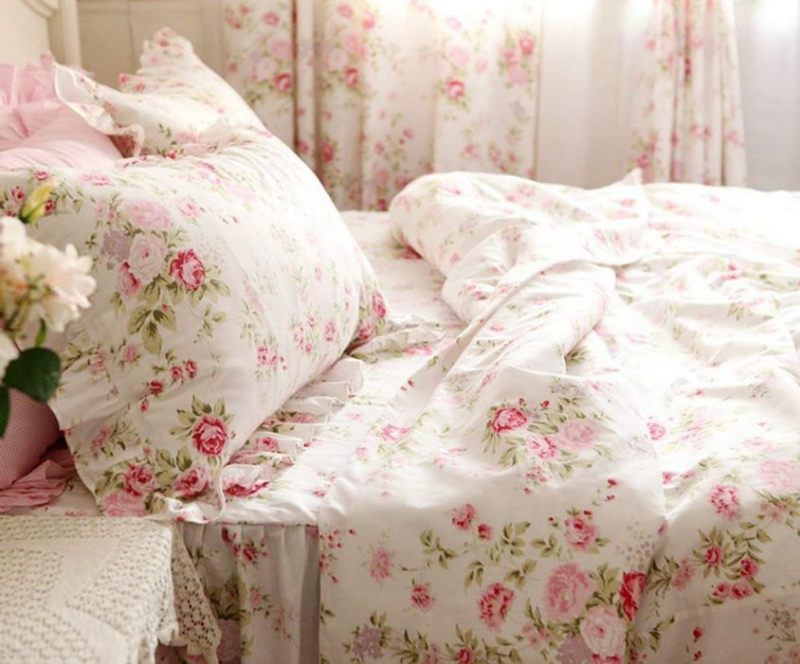 Prilagođeni 4-dijelni Komplet Navlaka Za Poplun Bugarska Ruža + Suknja Za Krevet + Jastučnice