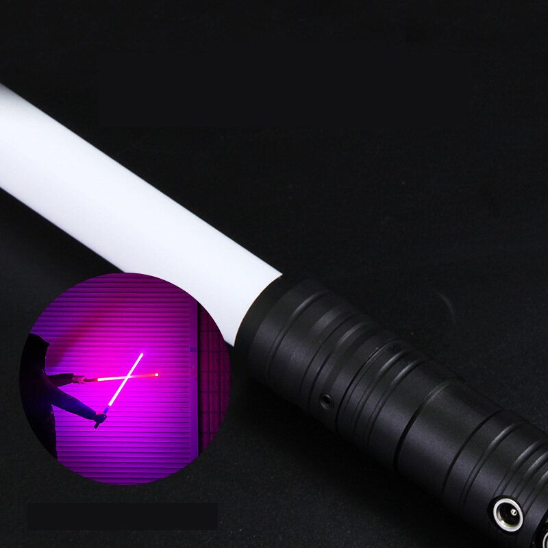 Bikight Svjetlosni Mač Rgb 7 Boja 2-u-1 Led Svjetlo Usb Punjiva Metalna Ručka Dueling Sound Svjetlosna Sablja Cosplay Stage Rekviziti